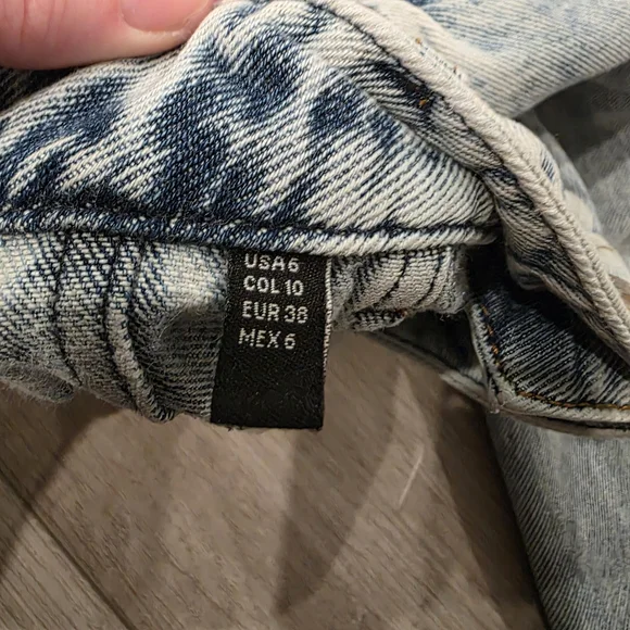 Studio F Chic Denim Wide-Leg Jeans - Picture 5 of 10